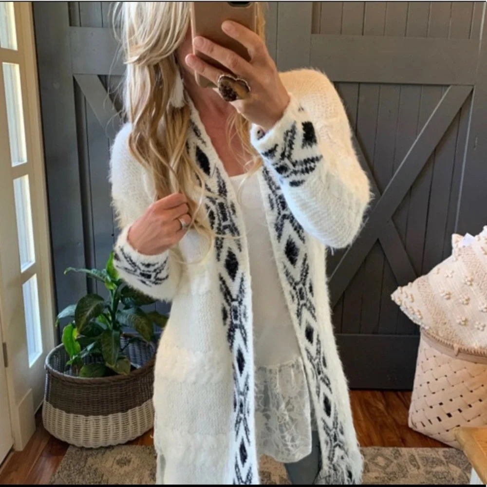 New Celtic Fringed Hem Long Fuzzy Cardigan Sweater Women's Western Boho Top Coat - Picture 5 of 8